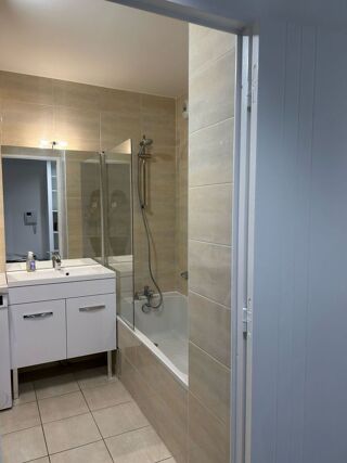  Appartement  louer 2 pices 50 m