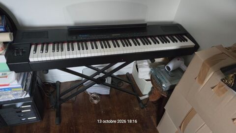 Piano numérique Keywood K-SP01BK avec support et pupitre Boissy-Saint-Léger (94)