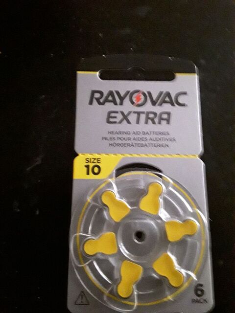 un lot neuf de 21 plaquettes de piles auditives 0 69560 Sainte-colombe