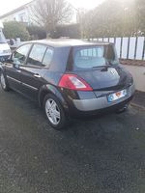M&eacute;gane II M&eacute;gane 1.9 dCi 120 Luxe Privil&egrave;ge 2005 occasion 86280 Saint-Beno&icirc;t