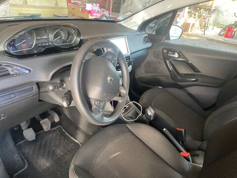 Peugeot 208 BlueHDi 100 S&S BVM6 Active