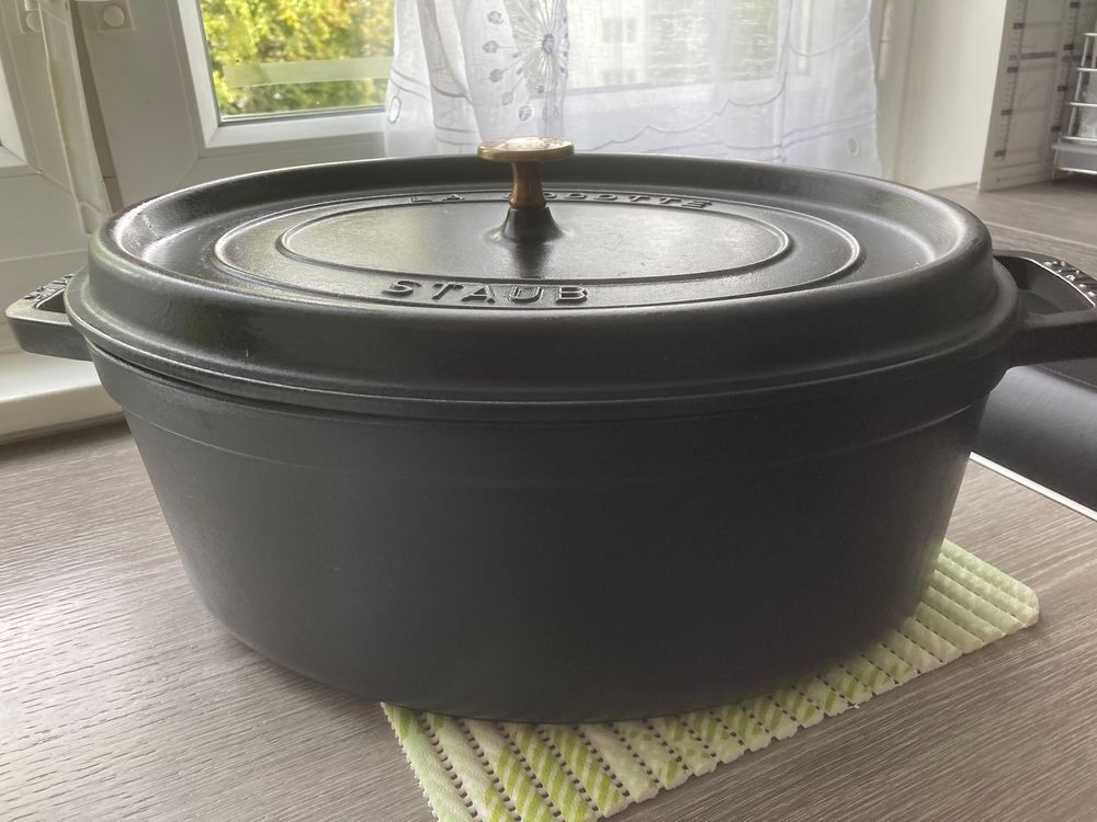 COCOTTE STAUB EN FONTE NOIRE 37 cm
Cuisine
