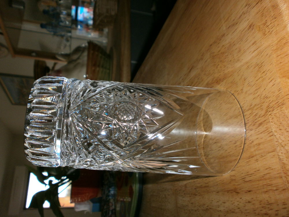 6 GRANDS VERRES TAILLES MAGNIFIQUE EN CRISTAL BACCARAT Cuisine