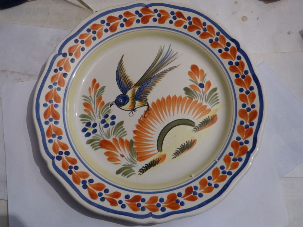 ASSIETTE HENRIOT QUIMPER d&eacute;cor OISEAU 