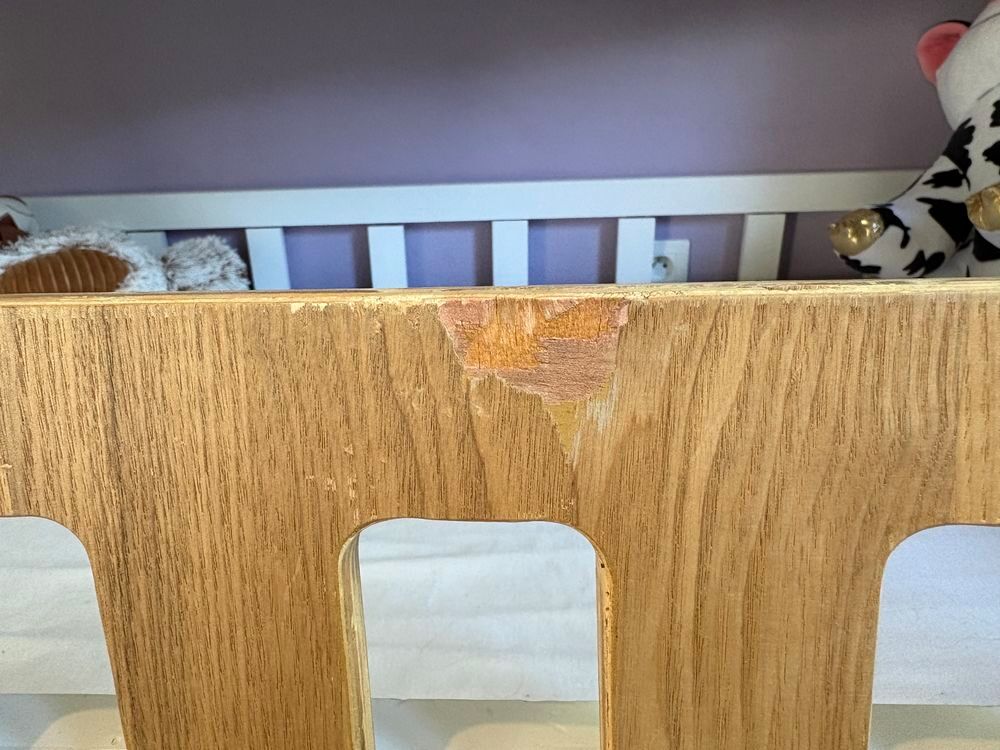 Lit b&eacute;b&eacute; &eacute;volutif et table &agrave; langer Mobilier enfants