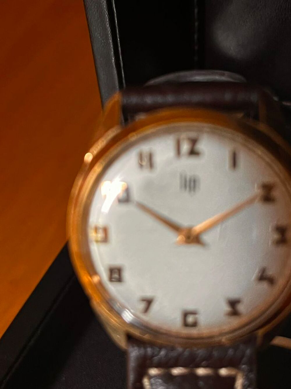 LIP Dans coffret Montre d'homme bo&icirc;tier num&eacute;rot&eacute; 737937, 