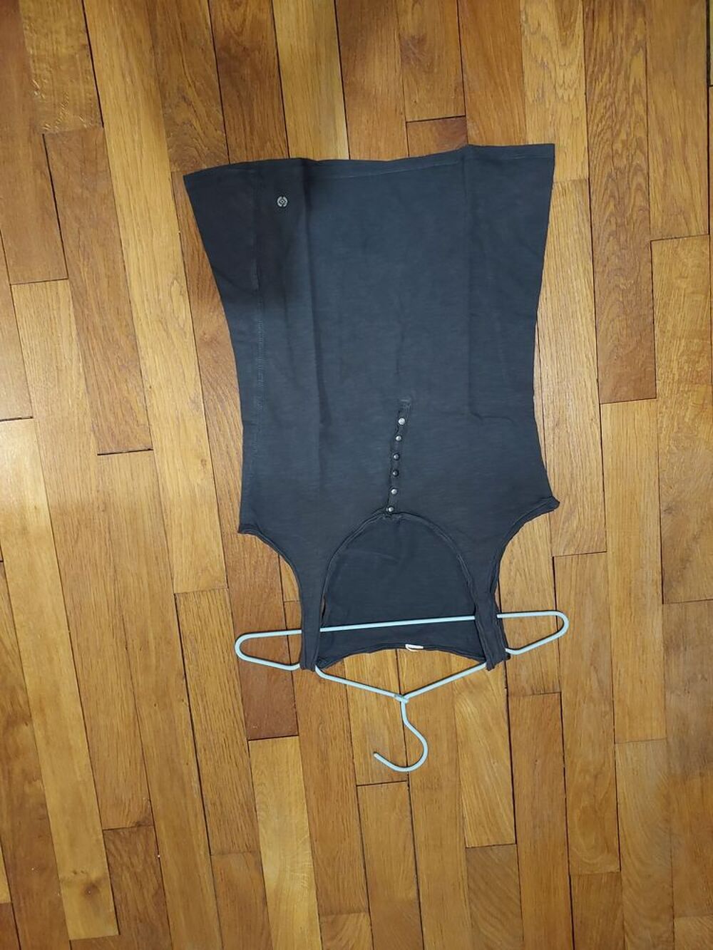 D&eacute;bardeur noir Vêtements