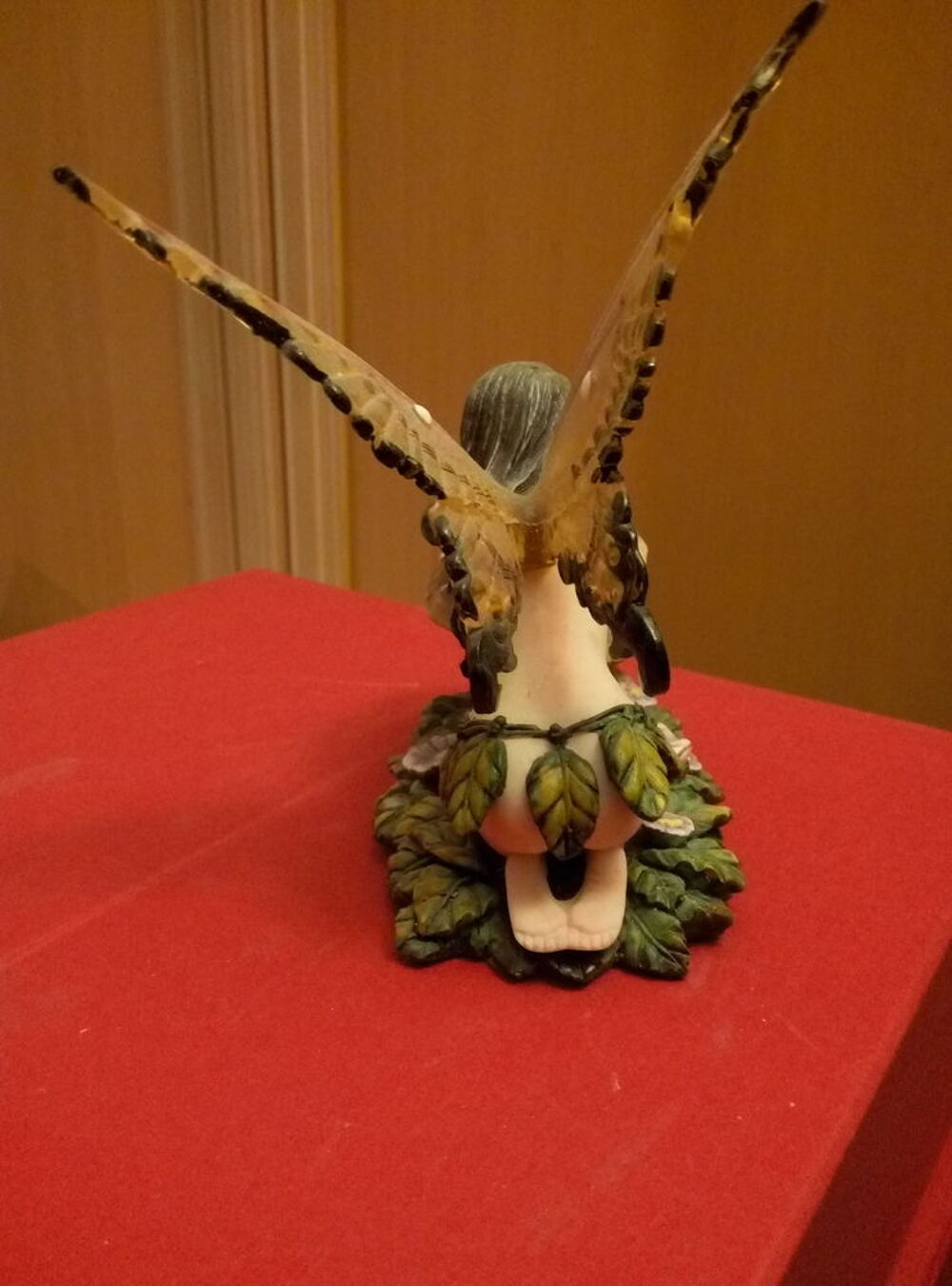 Figurine F&eacute;e Sexy sur champignon Dcoration