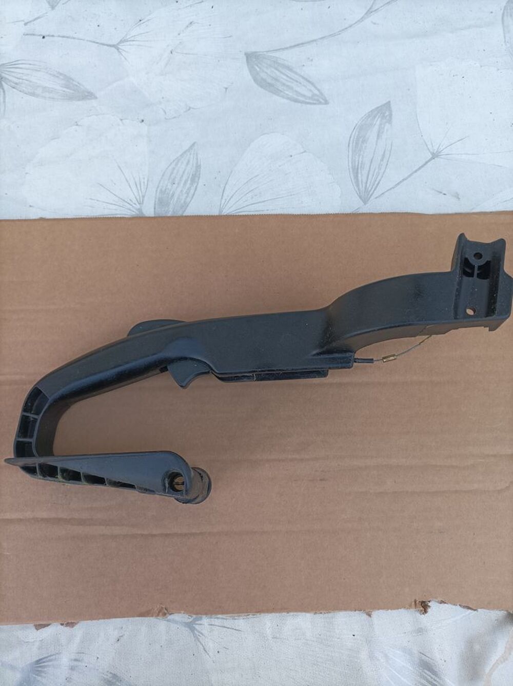 poingner acceleration tronconneuse stihl 010 Bricolage