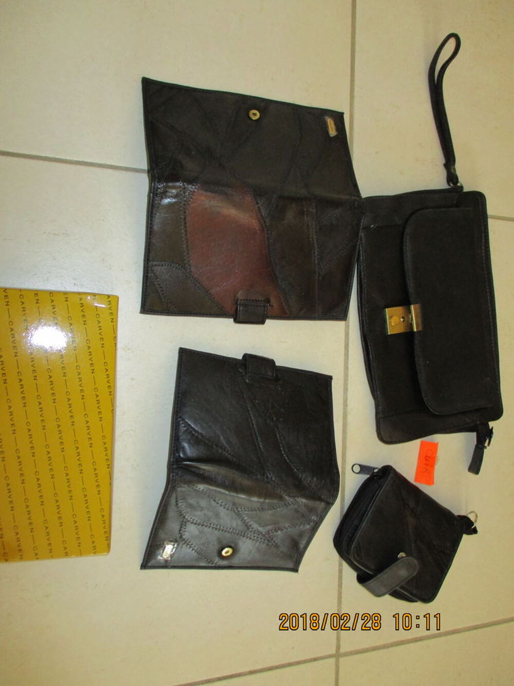 Lot 4 Portefeuilles Cuir Carven+Porte-Ch&egrave;quier &amp;Autre....... Maroquinerie