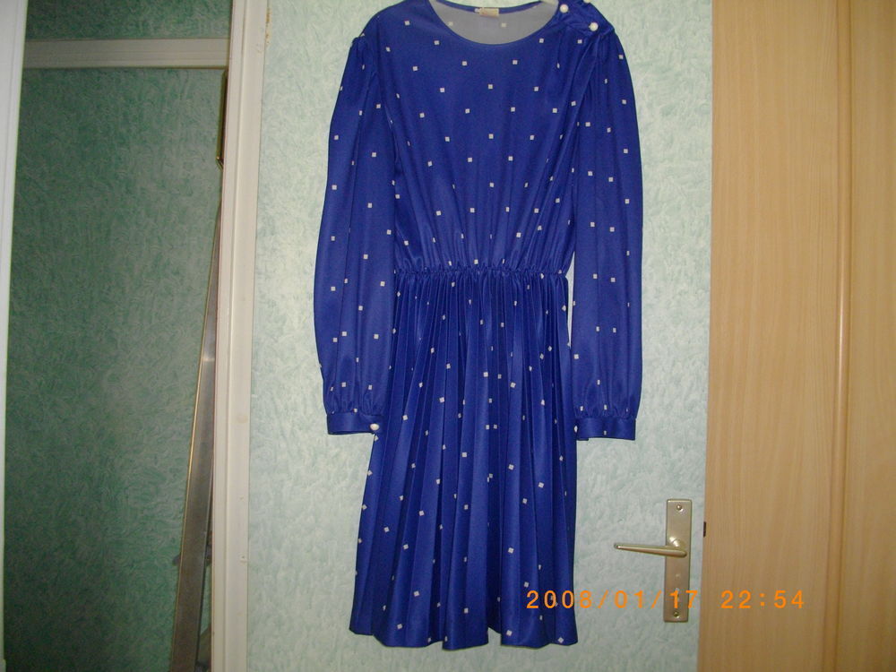 Robe bleue - Taille : 46 Vêtements