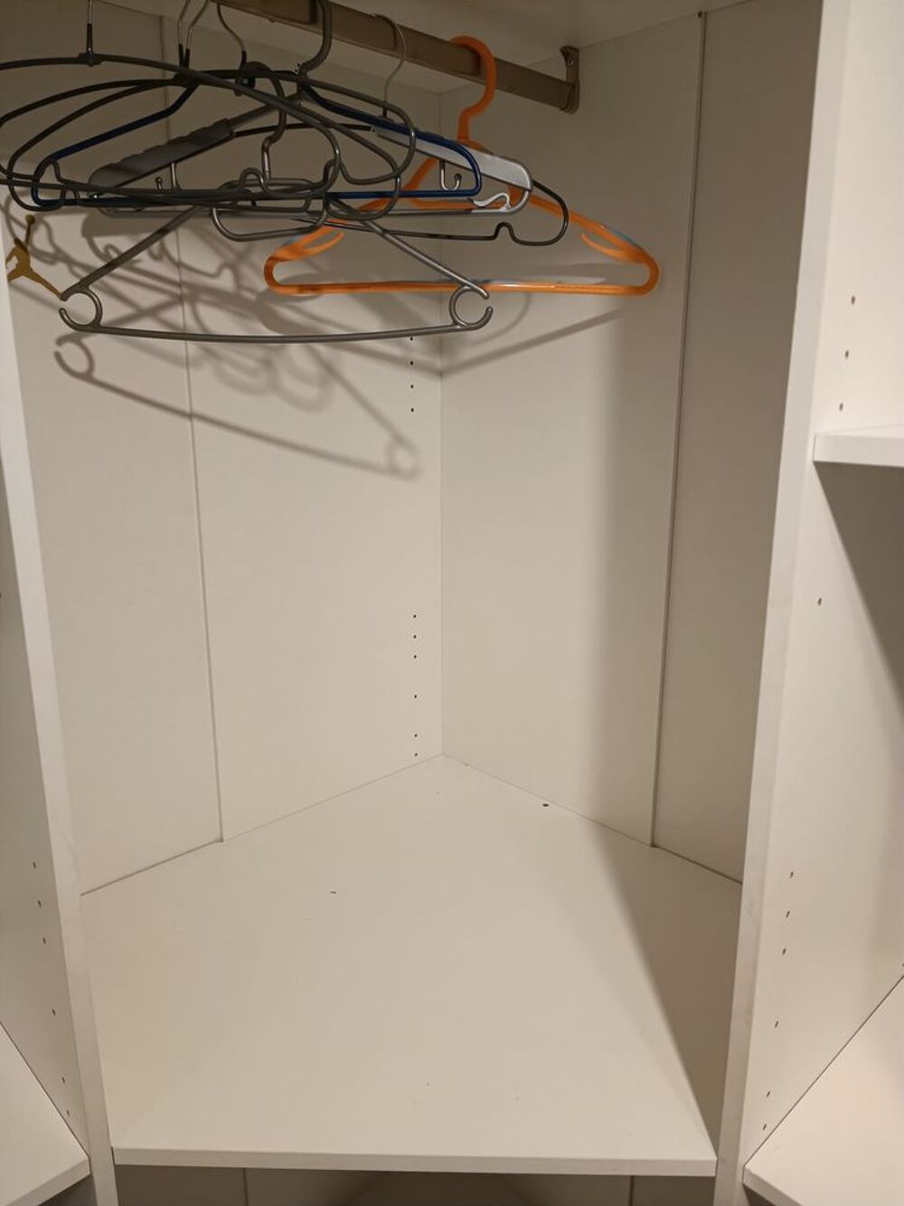 Armoire d'angle Meubles