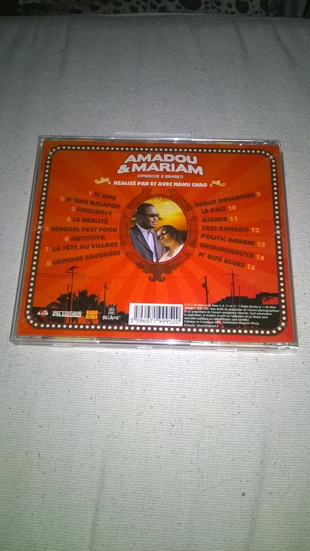 CD Amadou et Mariam
Dimanche &Agrave; Bamako
2003
Excellent etat CD et vinyles