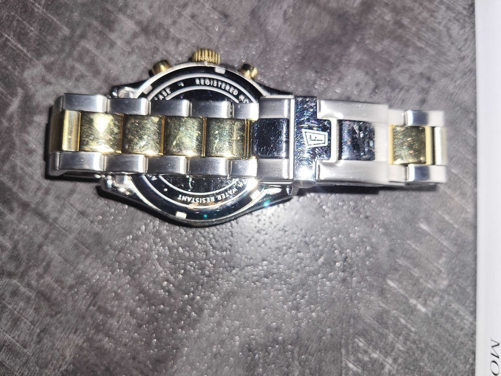 Tr&egrave;s+jolie+montre+Festina+femme+excellent+&eacute;tat. Bijoux et montres