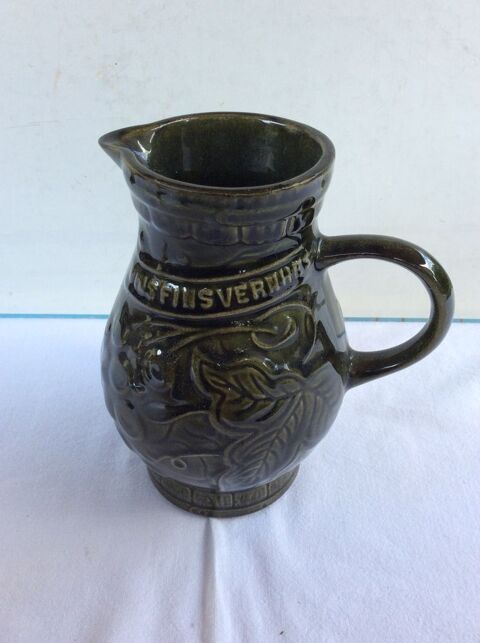 Pichet ancien Sarreguemines, Vins fins Vernhes 6169-2 25 Gif-sur-Yvette (91)