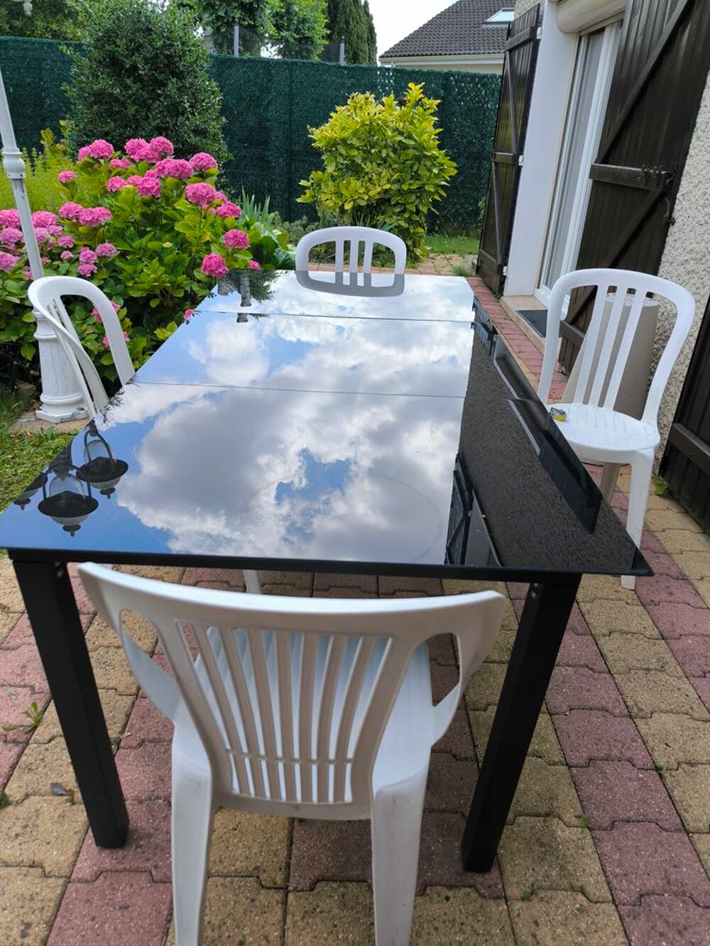 table de jardin en verre et aluminium Jardin