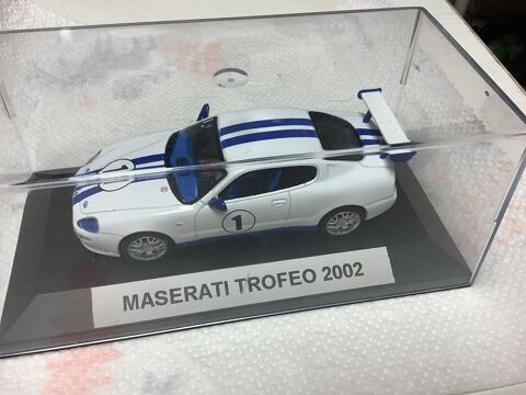 8€ MASERATI TROFEO 2002 1/43 voiture miniature 0 Alès (30)