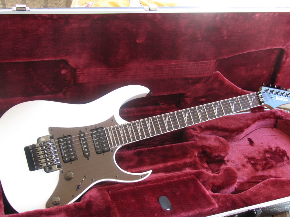 IBANEZ RG 2550 E PRESTIGE MADE IN JAPAN Instruments de musique