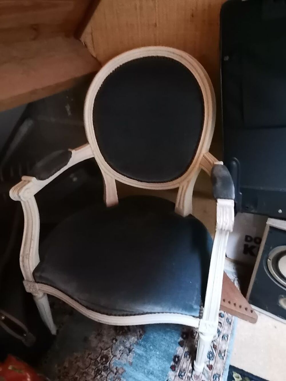 Canap&eacute; style Louis 14 et fauteuil Meubles