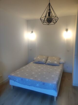  Maison à louer 2 pièces 60 m² Montfavet