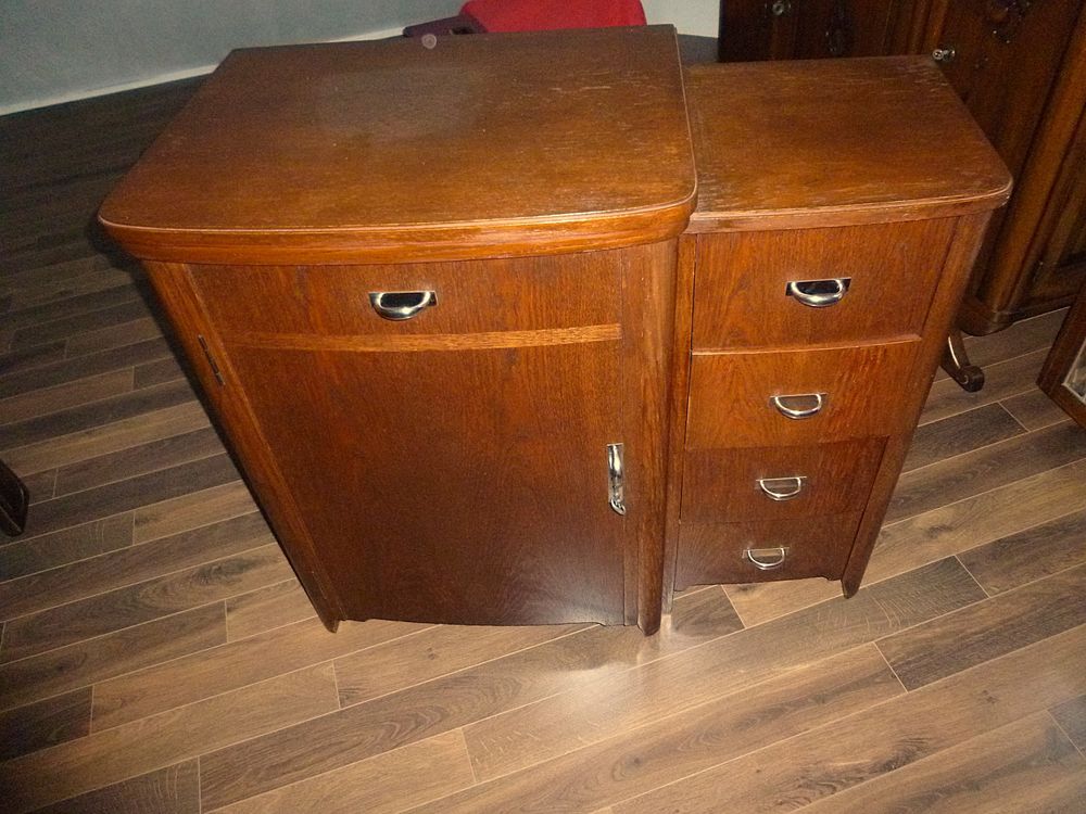 ANCIENNE MACHINE A COUDRE SINGER 191B . VERS 1960 . Meubles