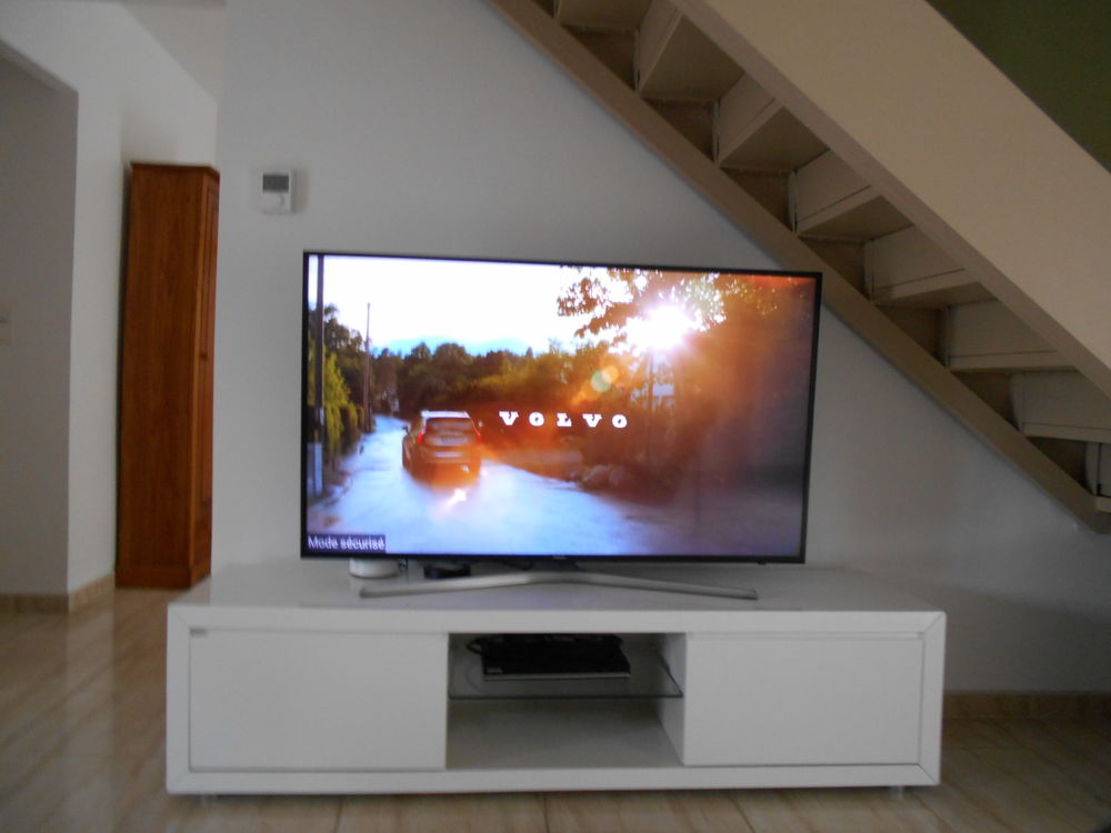 TELEVISEUR SAMSUNG ECRAN 58 " Audio et hifi