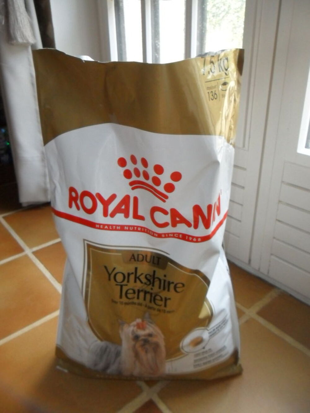 Croquettes ROYAL CANIN Yorkshire adulte Cuisine
