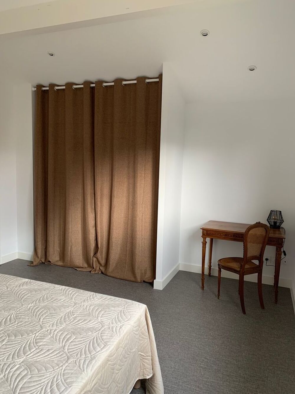 Location Appartement Appartement meublé T2 . Villette-sur-ain