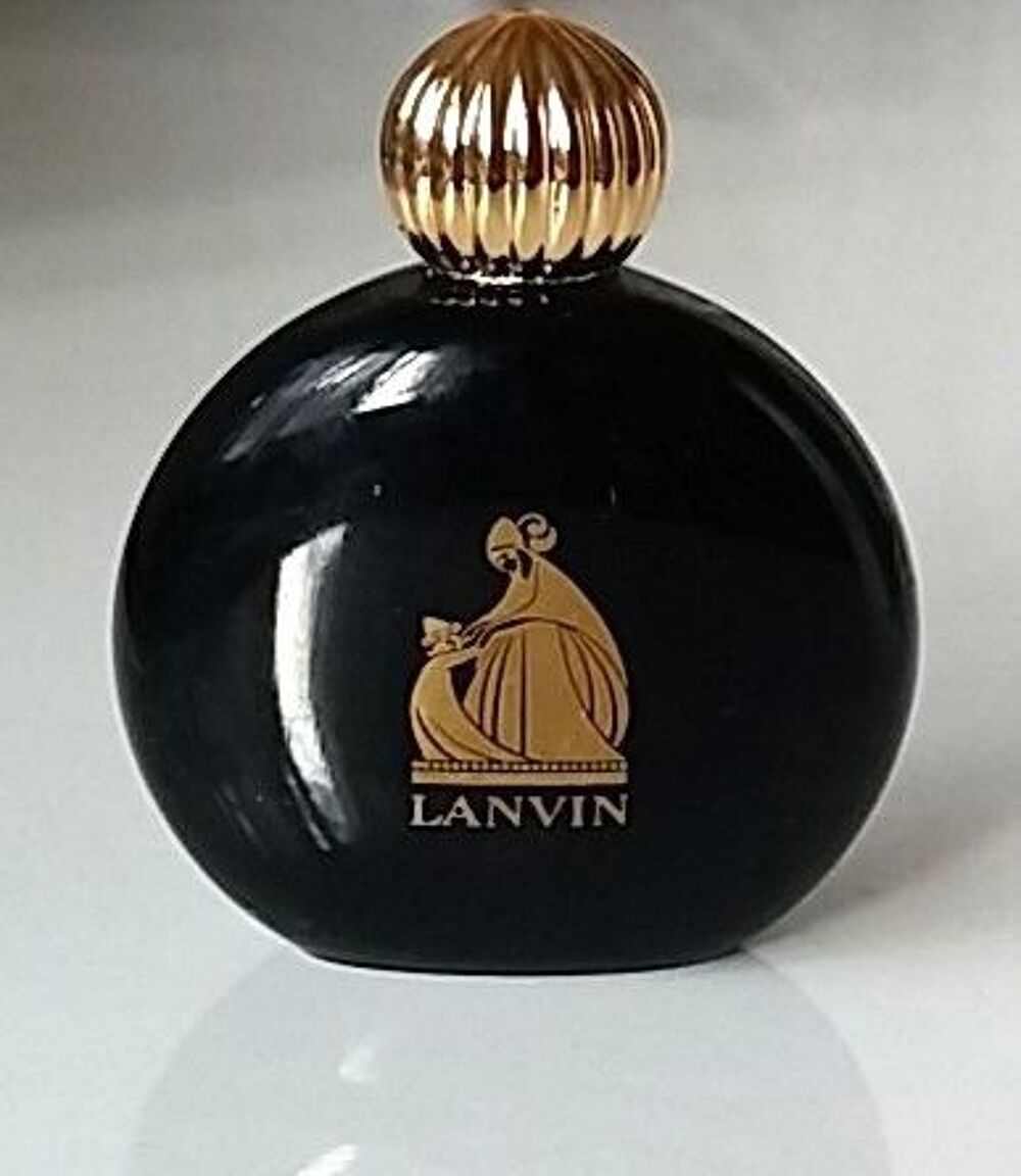 Flacon de parfum Arp&egrave;ge de Lanvin 