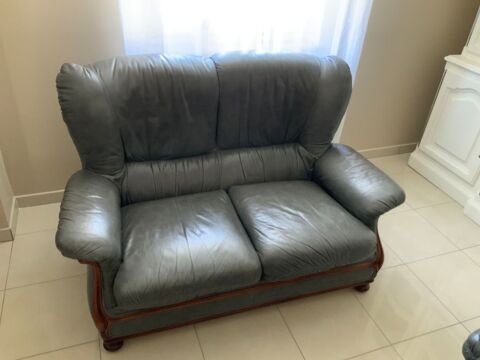 Ensemble cuir canap 2 places et 2 fauteuils Henry Sooner
0 Autun (71)