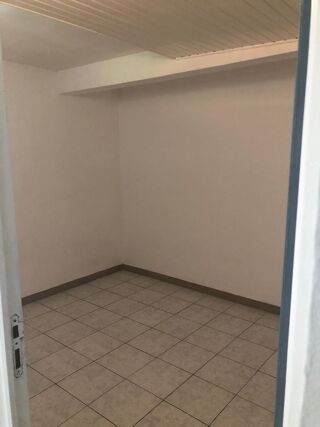  Appartement à louer 2/3 pièces 59 m² Rivière-pilote