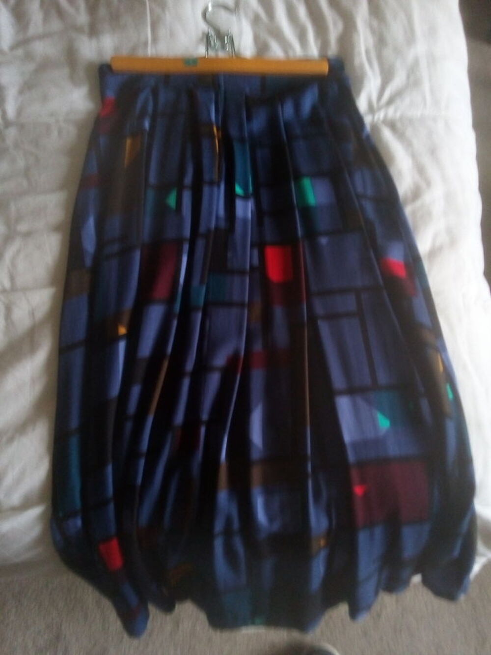 CHEMISIERS / JUPES Vêtements