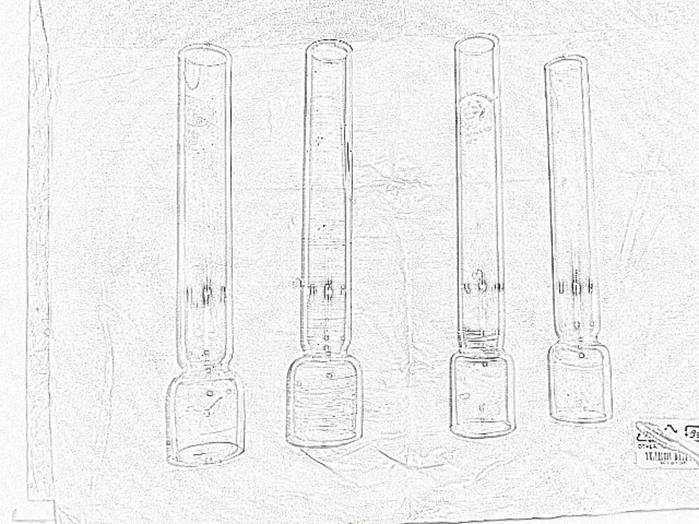 Verre de Lampe &agrave; P&eacute;trole . 4 mod&egrave;les. Décoration
