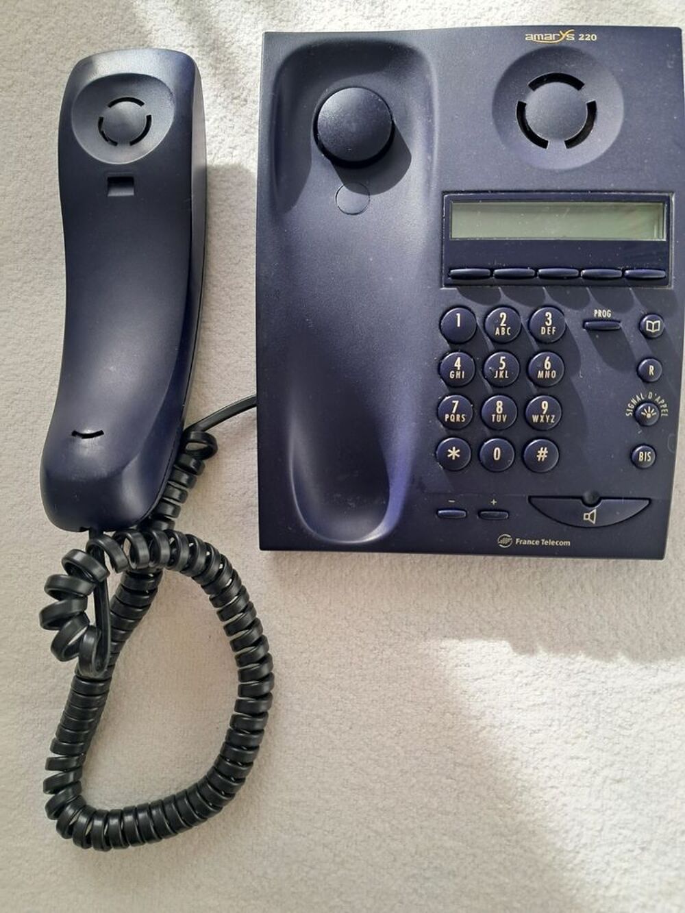 T&eacute;l&eacute;phone filaire fixe vintage Amarys 220. Téléphones et tablettes