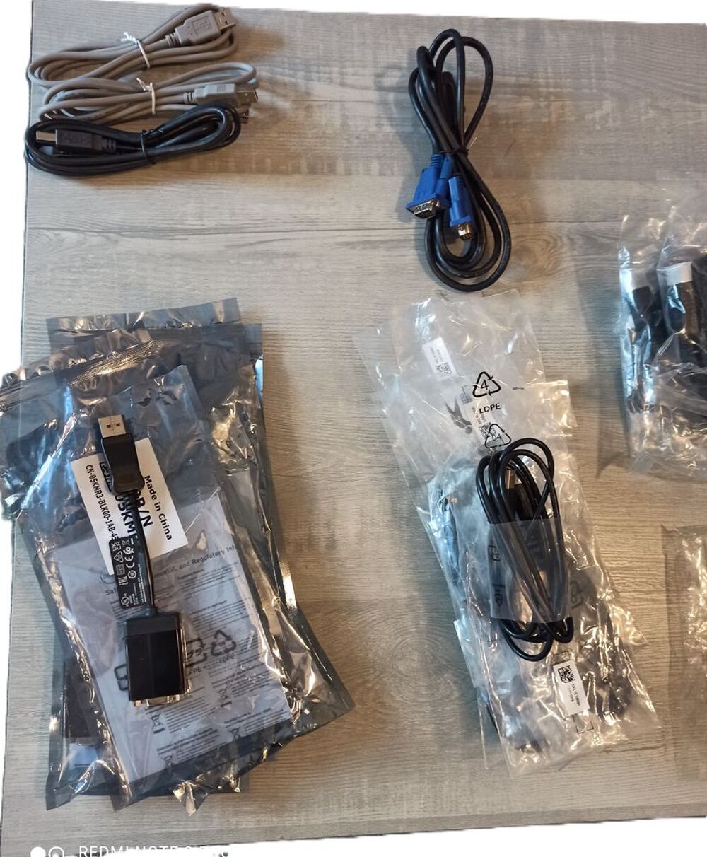 Lot de C&acirc;bles Informatiques/R&eacute;seaux Matériel informatique