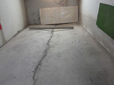 Recherche ma&ccedil;on pour petits travaux 0 83220 Le pradet