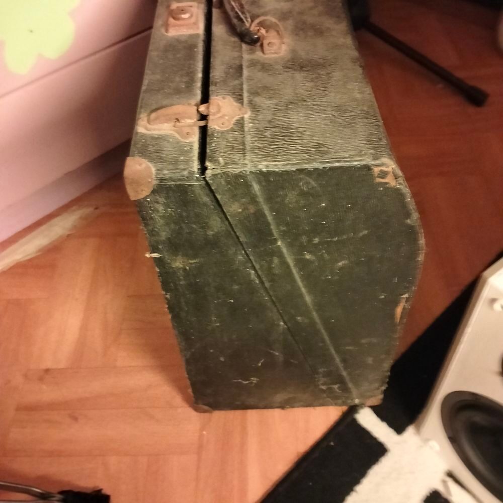 Mallette d'origine pour accord&eacute;ons Instruments de musique