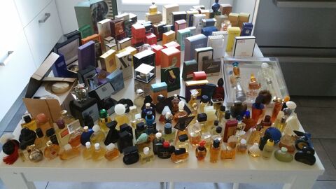 Collection parfums miniatures 190 Portiragnes (34)
