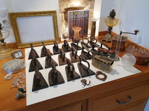 Fers � repasser et objets anciens 3 Caillac (46)