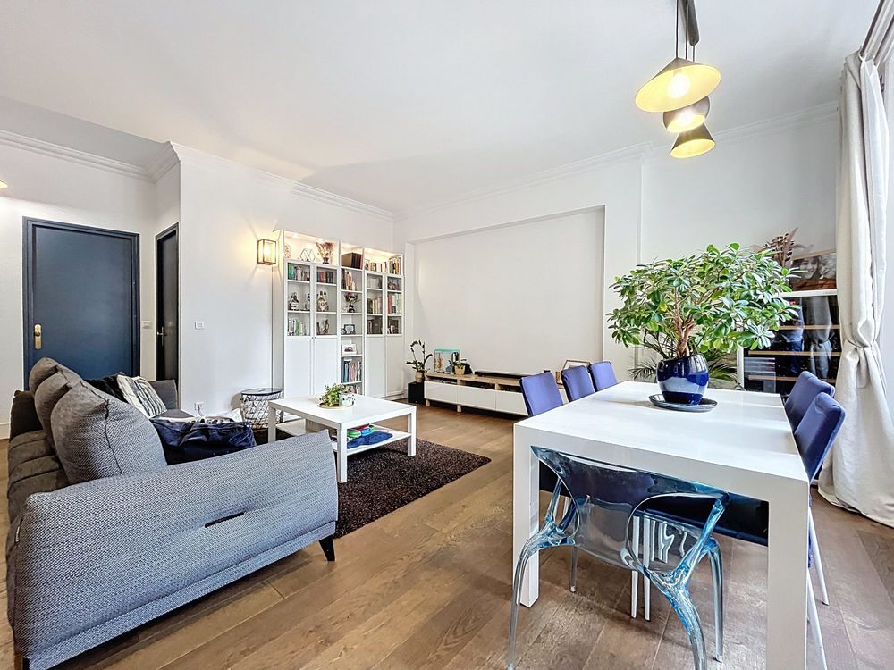 Vente Appartement Appartement T4 - 92 m2 - Ancien, lumineux et calme - Lyon 7e Lyon 7