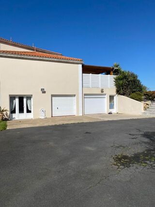  Maison � vendre 12 pi�ces 250 m�