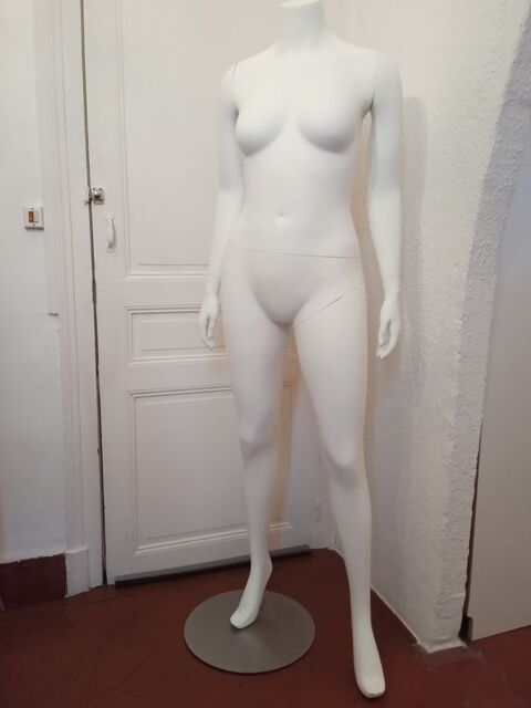 Mannequin Femme blanc sans tte  60 Mru (60)