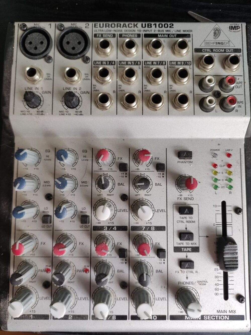 ensemble de mixage. Audio et hifi