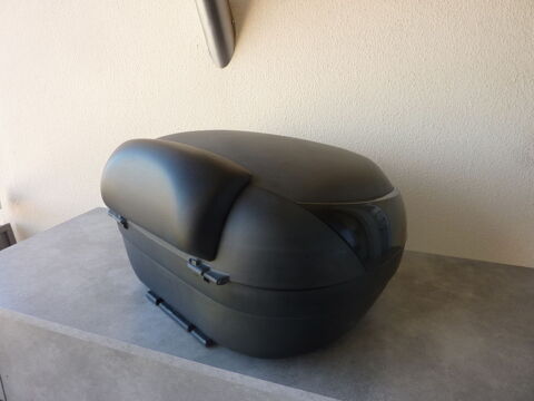 Pi&egrave;ces et &eacute;quipements Moto - Scooter - Quad Pi&egrave;ces et &eacute;quipements Moto - Scooter - Quad  occasion Mandelieu-la-Napoule 06210