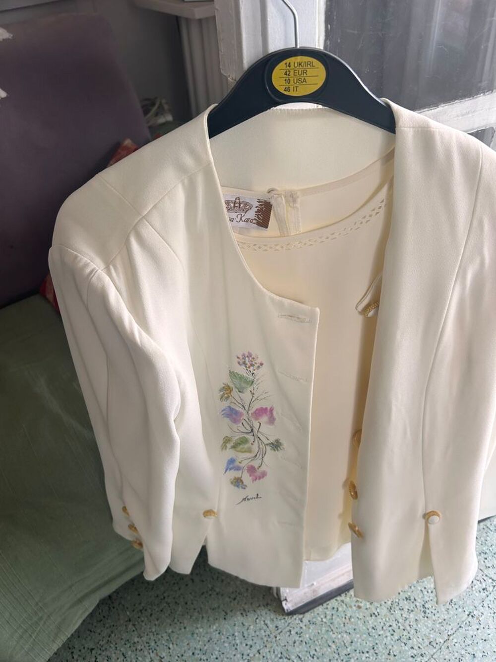 Haut +veste assorti Vêtements