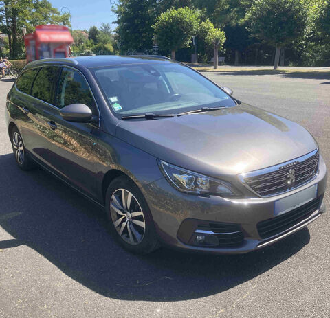 Peugeot 308 SW PureTech 130ch S&S BVM6 Allure 2019 occasion Ch&acirc;tellerault 86100