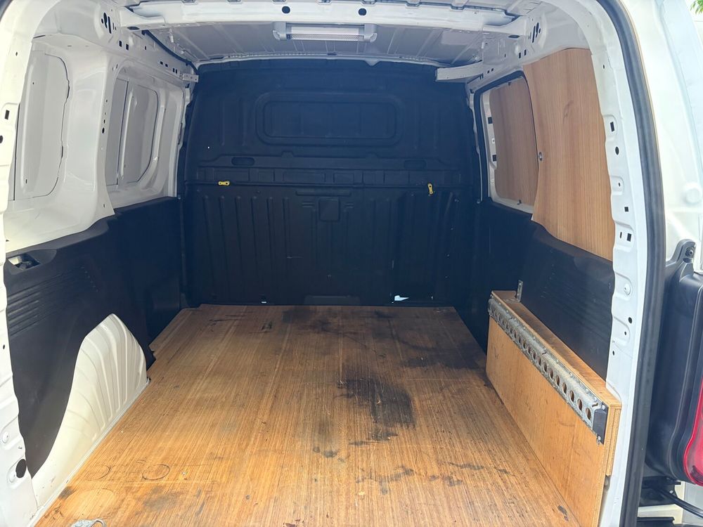 Berlingo BERLINGO VAN M 650 BLUEHDI 100 S&S BVM5 CLUB 2020 occasion 92370 Chaville