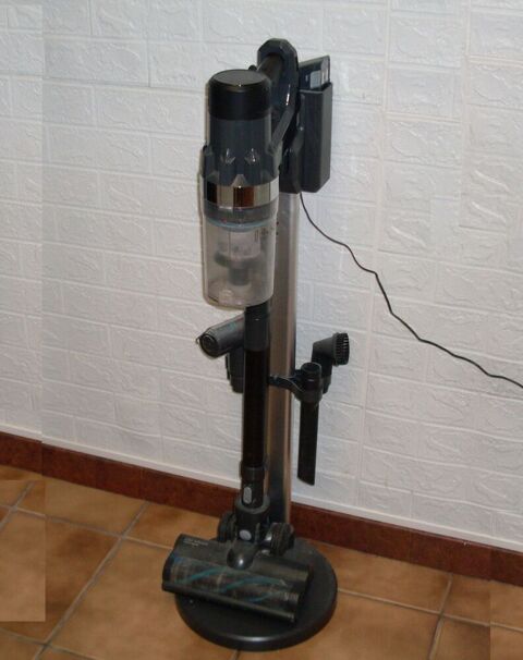 ASPIRATEUR BALAI Tourcoing (59)