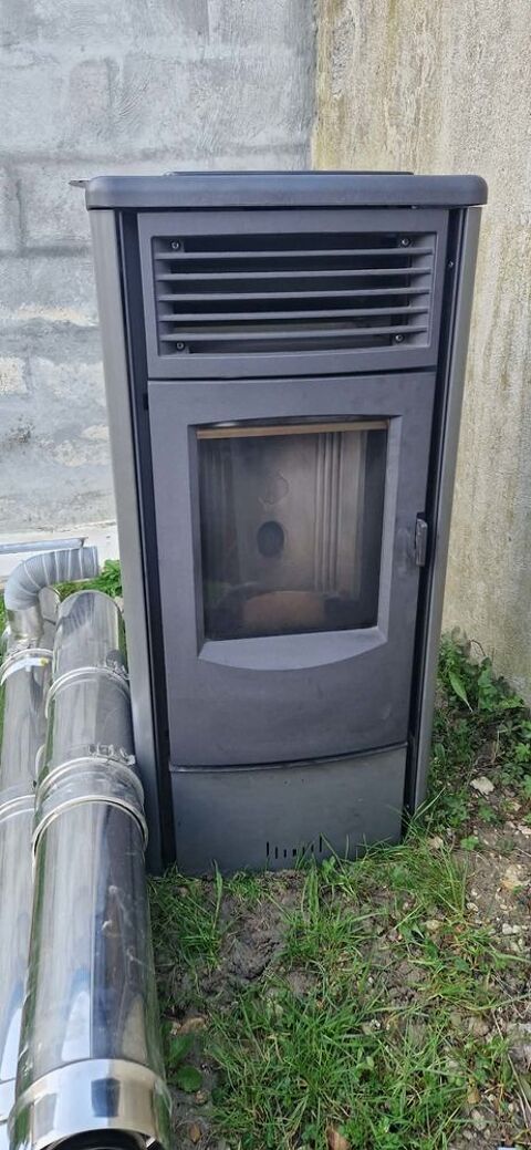 Po�le � granul�s SUPERIOR (Piazzetta) 6kW + Tubage inox 150 Draveil (91)