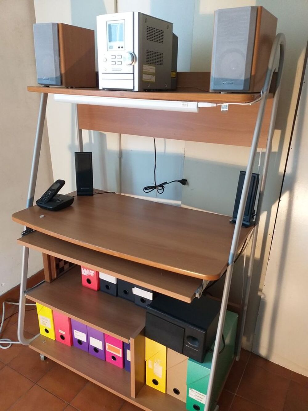 Bureau informatique complet sur roulettes Meubles